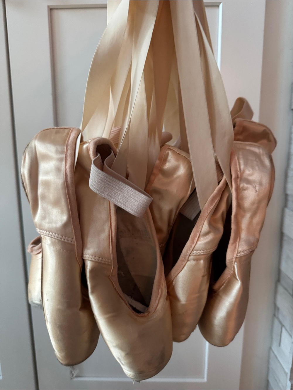 Satin Ballet Pointe Shoes in Rose Gold - Classic Dance Slippers